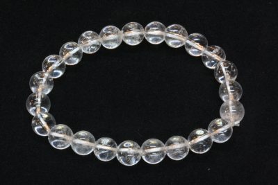 Bergkrystall strikkarmbånd 8mm kuler