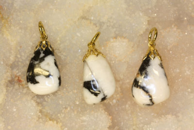 Calcitt zebra tulipananheng med gullfarget topp ca 2.5cm