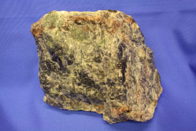 Iolitt solstein  fra Akland Norge  1.8kg 10x14cm