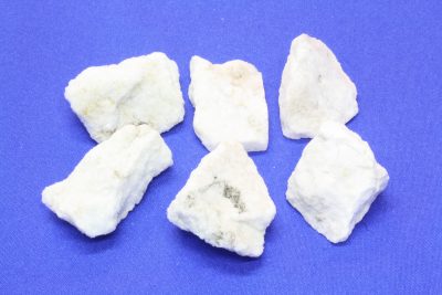 Clevlanditt råsteinsbit ca 3cm fra Herrebøkasa i Halden Norge