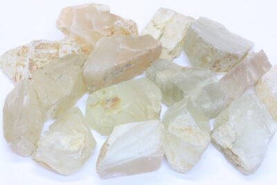 Månestein hvit råsteinsbit ca 2cm India.