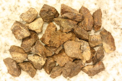 Stein Meteoritt ca 1.5g fra Sahara ørkenen i Marokko