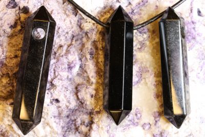 Obsidian sølv stavanheng 5cm langt med 4mm hull