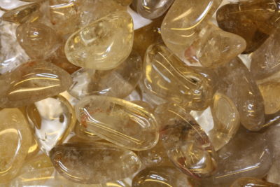 Citrin natur polert fra India ca 2.5cm