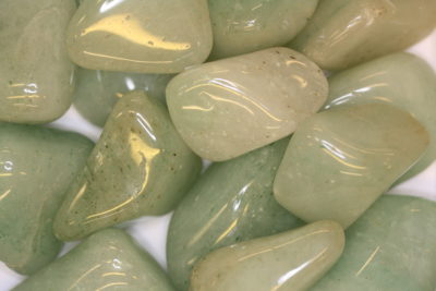 Aventurin lys grønn polert ca 4cm