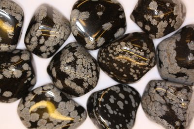 Obsidian snefnugg polert 4 til 5cm