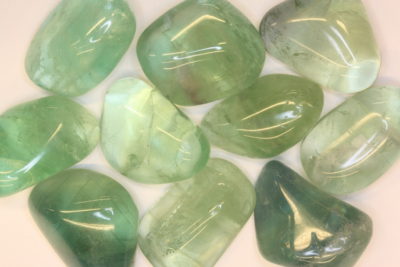 Fluoritt grønn polert ca 3cm