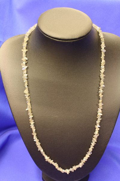 Månestein regnbue chipskjede 60cm med lås.