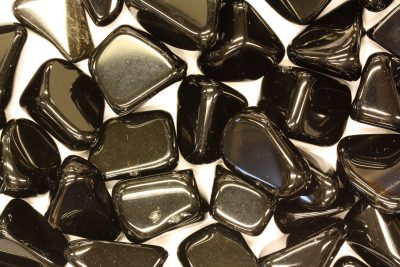 Obsidian sort polert ca 2cm