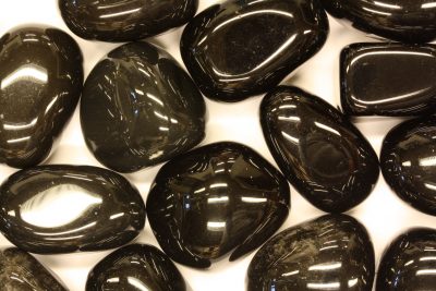 Obsidian sort polert ca 3cm