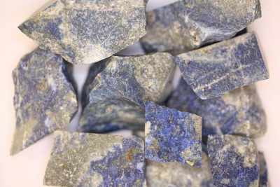 Lapis Lazuli  råsteinsbit fra  Chile 3 til 4cm