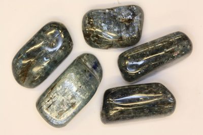 Kyanitt blå polert A ca 3cm