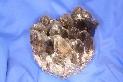 Rutilkvarts krystallgruppe fra Brasil 3.7kg 12x17cm