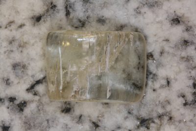 Triphan polert 19.2ct 8x17mm