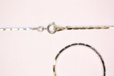 Kjede sølv farget  41cm