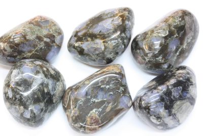 Liberitt polert ca 3cm fra Hsianghua Ridge, Hunan i China