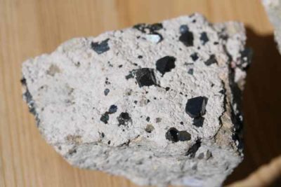 Magnetitt krystaller på moderstein fra Machacamarca Potosi i Bolivia  0,4kg 6x10cm