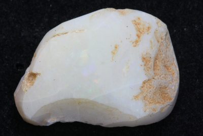 Opal hvit råsteinsbit 10.47ct 14x20x7mm Australia