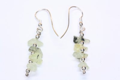 Prehnitt grønn, øreheng barokk med sølvkrok