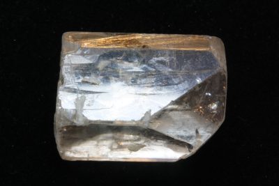 Topas gyllen krystall 63.04ct 15 x 22mm  fra Afghanistan