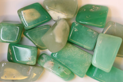 Opalitt grønn polert 2 til 3cm