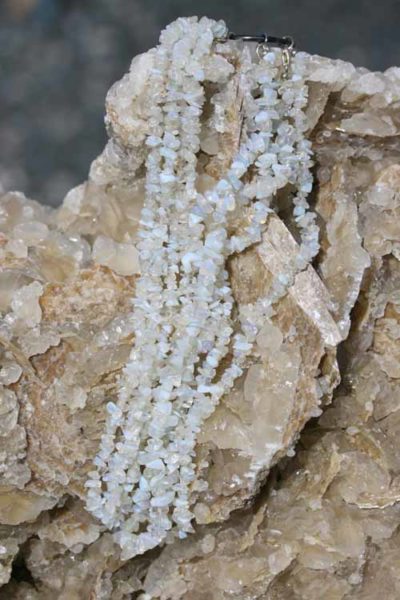 Opal melke chipskjede 45 cm med lås