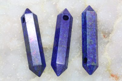 Lapis Lazuli stavanheng ca 5cm med 4mm hull