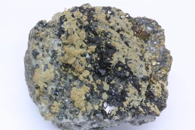 Sphaleritt, calcitt og pyritt 280g 6x7cm fra Casapalca Mine i Peru