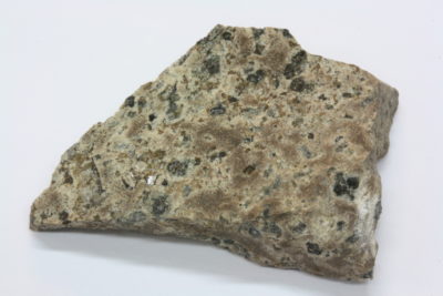 Nosean 10g 2.5×3.5cm fra Schellkopf Brenk, Eifel Tyskland
