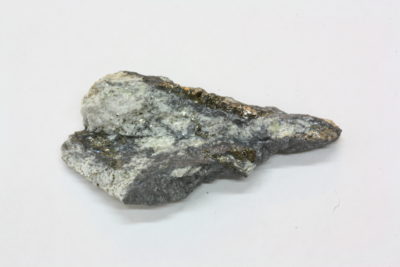 Jordanitt C 12g 2.5×4.5cm fra Bleikvassli Nordland Norge