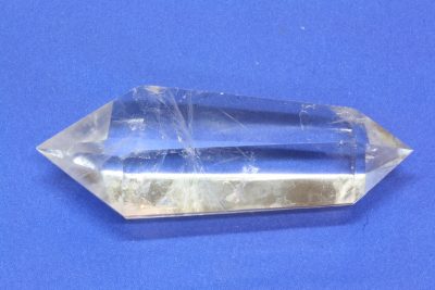 Bergkrystall A slipt dobbelt terminert 135g 108mm lang