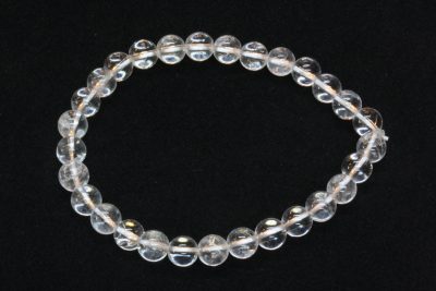 Bergkrystall strikkarmbånd 6mm kuler 18cm