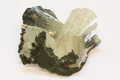 Heulanditt 28g 3.5x4cm fra Jalgaon i India