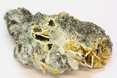 Chiavennitt A 24g 4×6.5cm fra Tuften quarry i Tvedalen, Norge