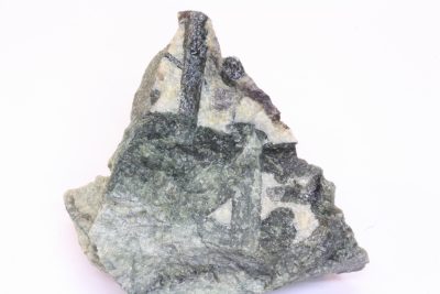 Scapolitt 190g 6.5×7.5cm fra Valberg steinbrudd i Kragerø, Norge.
