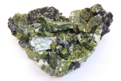 Epidot, Schorl 70g 4.5×6.5cm fra Langsev gård. Barbu i Arendal, Norge
