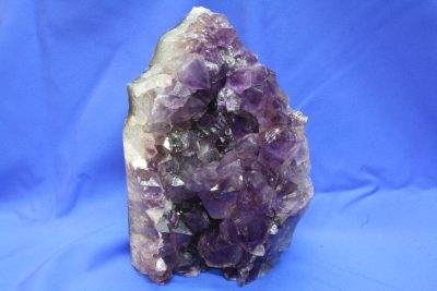 Ametyst gruppe 2.7kg 13x19cm fra Minas Gerais,Brasil