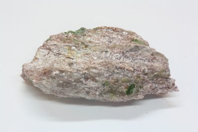 Viridin i kvartsitt 18g 2.5 x 4.5cm fra Västanåberget, Näsum, Bromölla, Sverige.