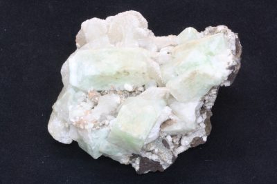 Apophyllitt, Stilbitt  208g  6 x 7.5cm  fra Poona i India.