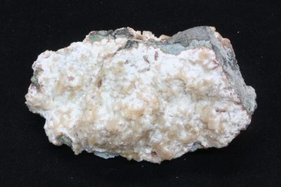 Okenitt, Heulanditt  106g  4.5 x 8cm  fra Poona i India.
