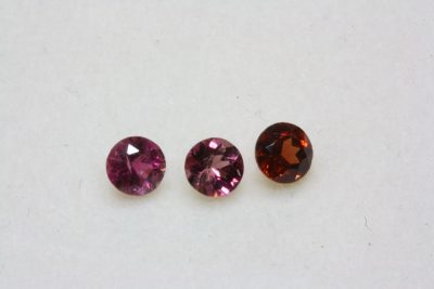 Turmalin fasett 3stk tot. 0,33ct ca ø3mm