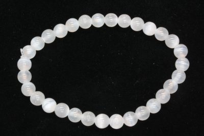 Selenitt strikkarmbånd med ø6mm kuler