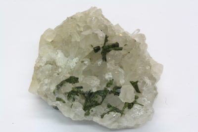 Epidot, Bergkrystall 112g  5 x 6cm fra Berg i Halden, Norge.