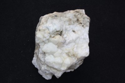 Analcim  214g 5 x 7cm  fra Saga, Tvedalen, Norge.