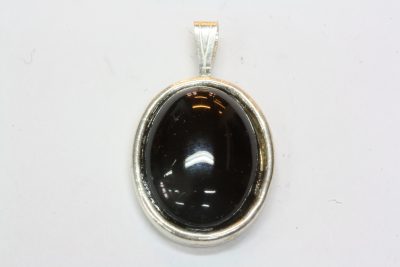 Obsidian sort sølv anheng med 10 x 14mm stein.