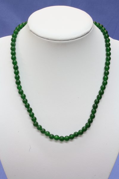 Jade Kina kulekjede 45cm med 6mm kuler