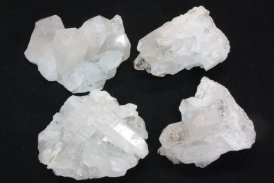 Bergkrystall  grupper 6 til 7cm fra Minas Gerais, Brasil.