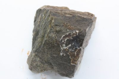 Pyrosmalitt – Mn   28g  2,5 x 3,5cm  fra Kyurasawa Mine Tochigi Pref. Japan.