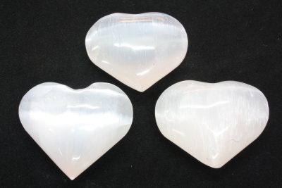 Selenitt hvit hjerte ca 4,5cm